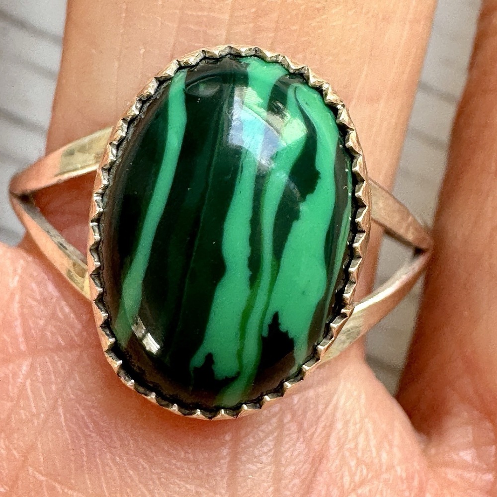 Navajo Green Malachite Ring Sz 9 Sterling Silver 925 Saw Tooth Bezel Native Amer